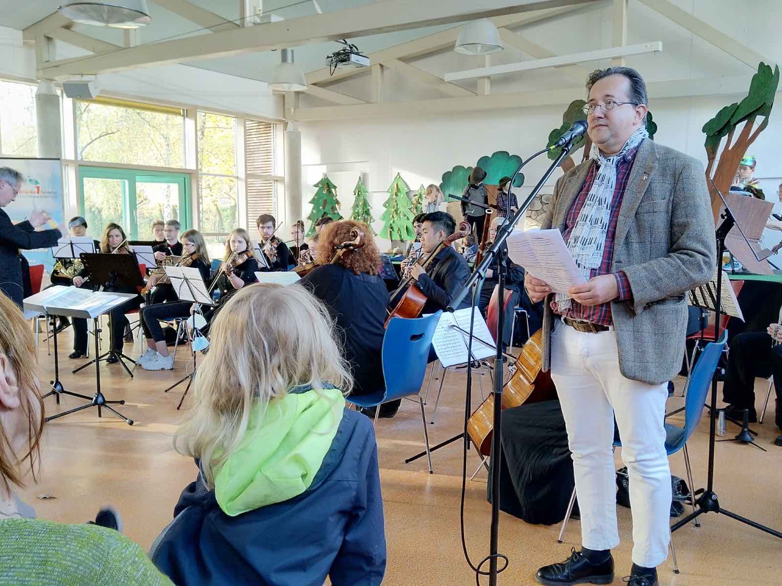 „Peter und der Wolf“ als Familienkonzert in Panketal, Hohen Neuendorf „Peter und der Wolf“ als Familienkonzert in Panketal, Hohen Neuendorf