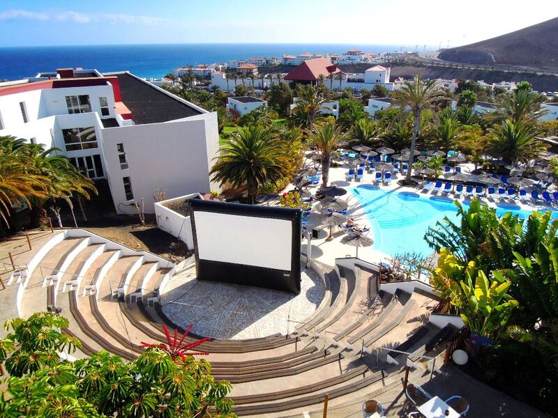 Mehr Kinoerlebnis: Neue Kinoleinwand zum Open Air Sommerkino Hobrechtsfelde, Hohen Neuendorf Mehr Kinoerlebnis: Neue Kinoleinwand zum Open Air Sommerkino Hobrechtsfelde, Hohen Neuendorf
